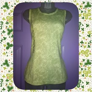 NWT COLUMBIA FERN BLUFF TANK TOP-SIZE SMALL